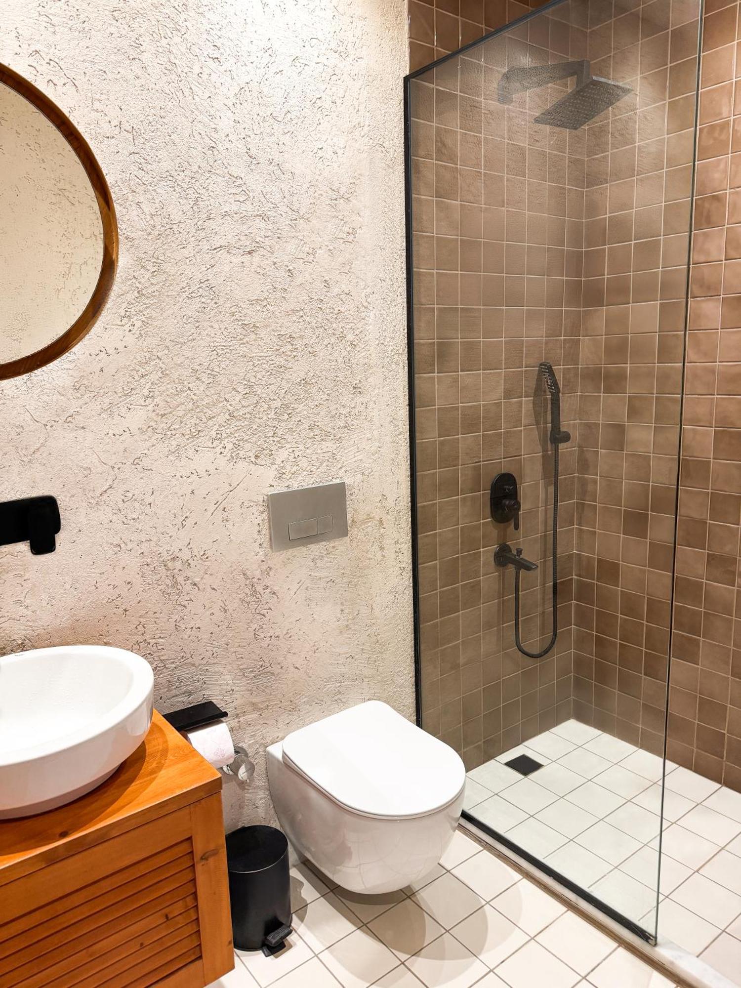 Churchill Townhouse Otel